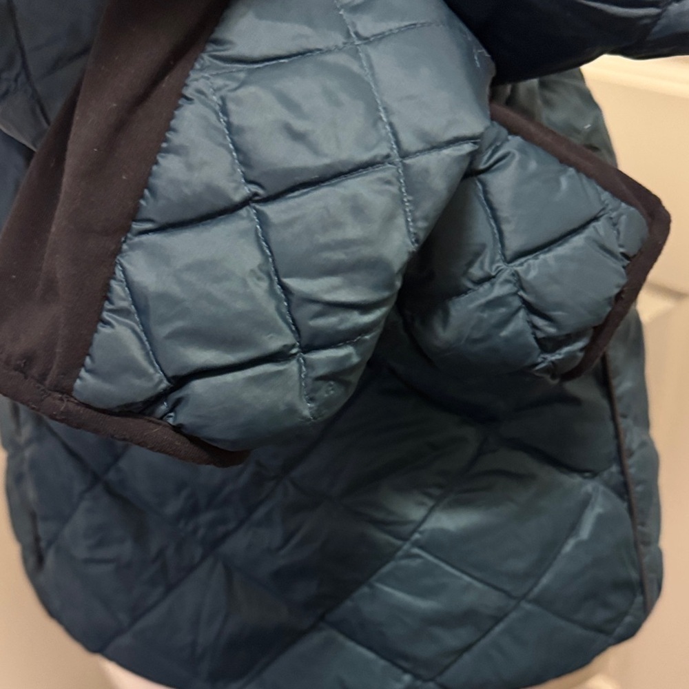 lululemon athletica Teal Quilted Puffer Reversible Run Jacket. - Picture 9 of 13